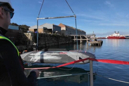 BAE Systems surfaces autonomous submarine for military use