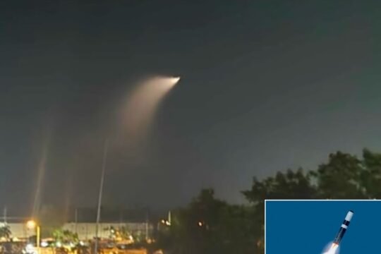 Unusual Trident II D5 Missile Launch Near Puerto Rico Fuels Speculation Amid US Venezuela Tensions