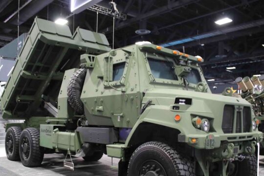 AUSA 2025: Oshkosh Debuts M-MAV Launcher with MLRS Family of Munitions and Autonomous Capabilities