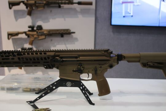 AUSA 2025: Sig Sauer M7 rifle gets lighter and reshapes balance between mobility and lethality