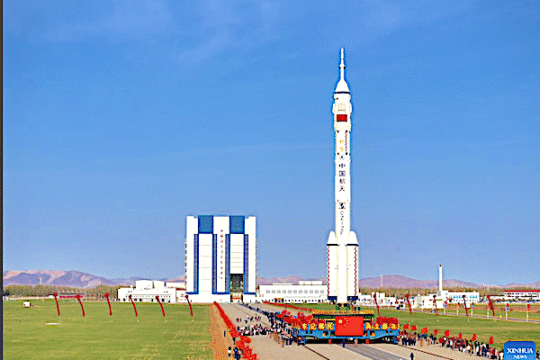 China’s Chang Zheng 2F/G ready for Friday launch with three astronauts in Shenzhou 21 capsule