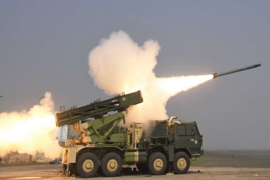 France evaluates India’s Pinaka long-range rocket system amid artillery gap.