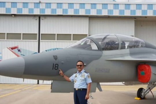 Indonesia’s second test pilot flies KF-21 Fighter front seat in South Korea validating stability and control