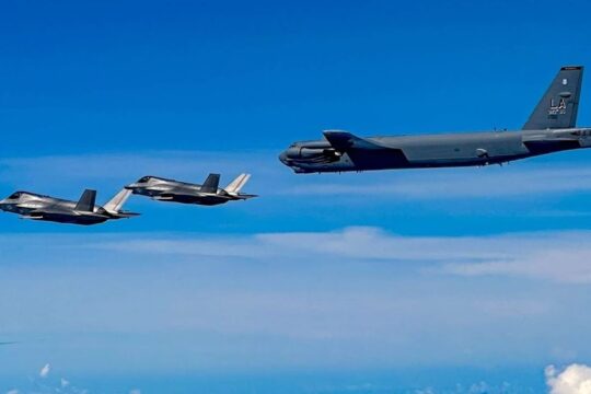 U.S. B-52 and F-35Bs Conduct Joint Strike Demo Near Venezuela to Signal Defense Commitment
